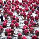 Schwimmstart der Damen beim Ironman Hawaii